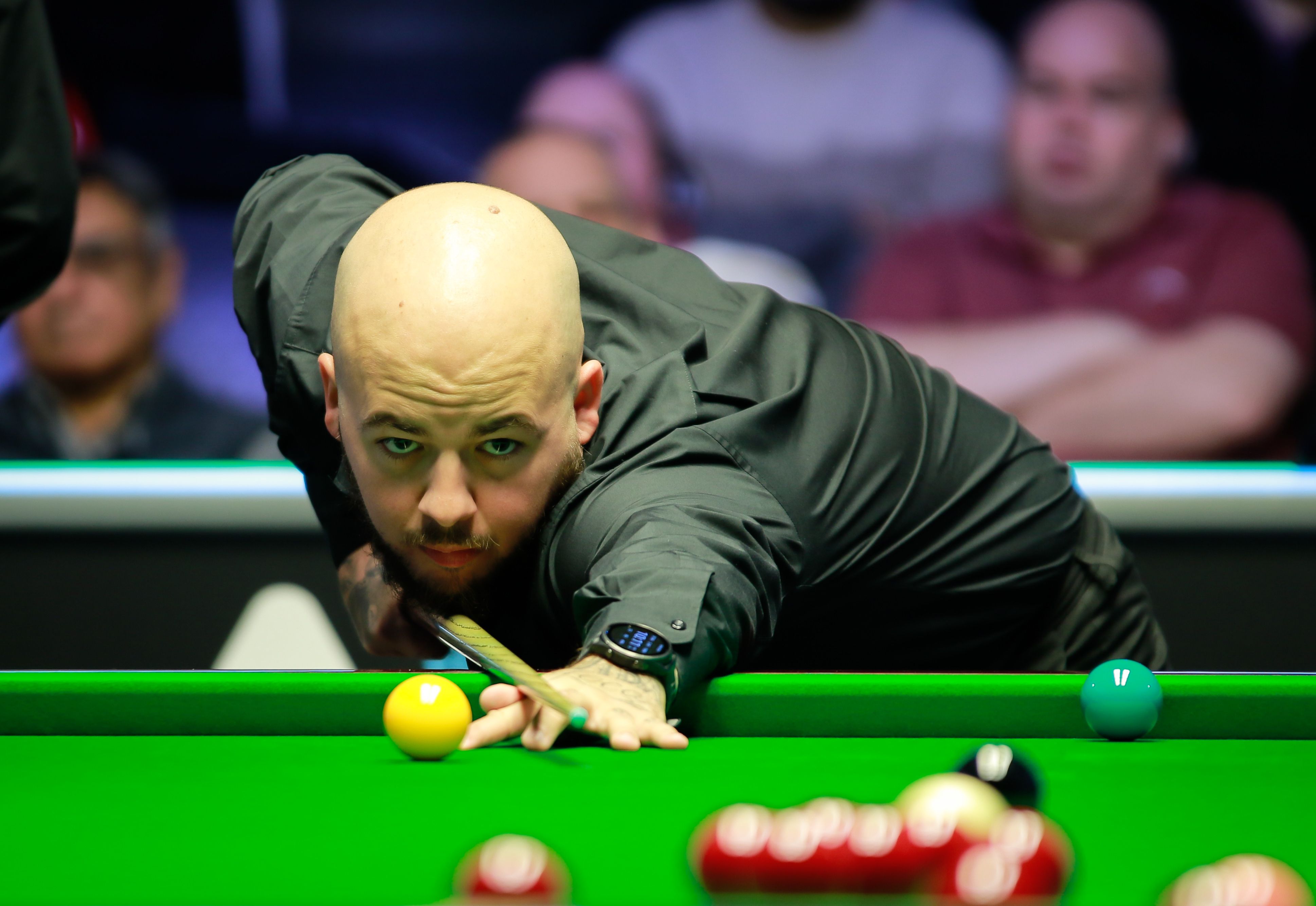 体育本台评论：十年磨一剑 夺冠再出发